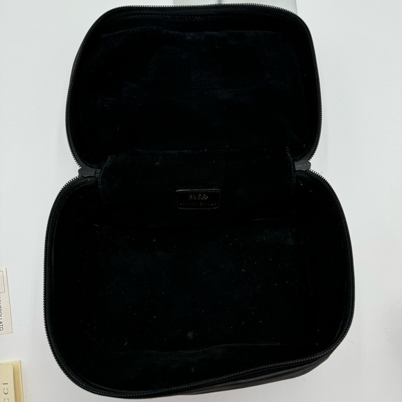 Gucci-Authentic- Vanity Pouch Leather Black - Picture 4 of 15